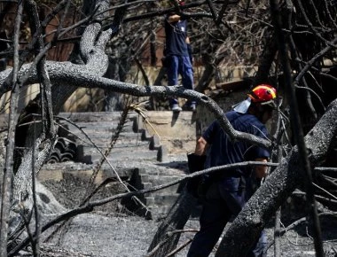 Πυρκαγιές: 908 κτίρια κρίθηκαν ακατάλληλα